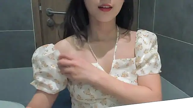 Snapshot of BabaeLust chatting on 09/30/25, 07:24 BabaeLust online show from 09/30/25, 07:24