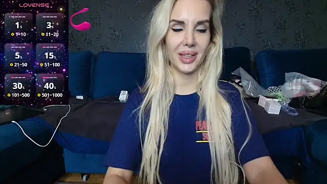 Snapshot of SexyQueenNina chatting on 12/19/24, 11:57 SexyQueenNina online show from 12/19/24, 11:57