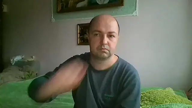 Snapshot of Luceriusbigass chatting on 12/07/24, 01:40 Luceriusbigass online show from 12/07/24, 01:40