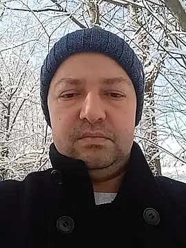 Snapshot of Luceriusbigass chatting on 12/12/24, 11:18 Luceriusbigass online show from 12/12/24, 11:18