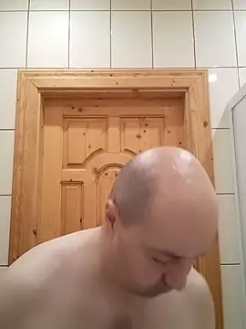 Snapshot of Luceriusbigass chatting on 01/21/25, 04:27 Luceriusbigass online show from 01/21/25, 04:27