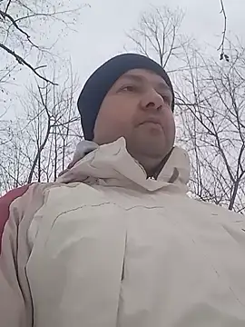 Snapshot of Luceriusbigass chatting on 01/22/25, 12:06 Luceriusbigass online show from 01/22/25, 12:06