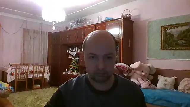 Snapshot of Luceriusbigass chatting on 01/31/25, 04:27 Luceriusbigass online show from 01/31/25, 04:27