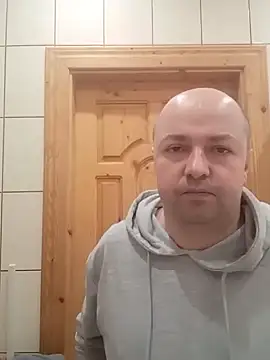 Snapshot of Luceriusbigass chatting on 02/01/25, 07:23 Luceriusbigass online show from 02/01/25, 07:23