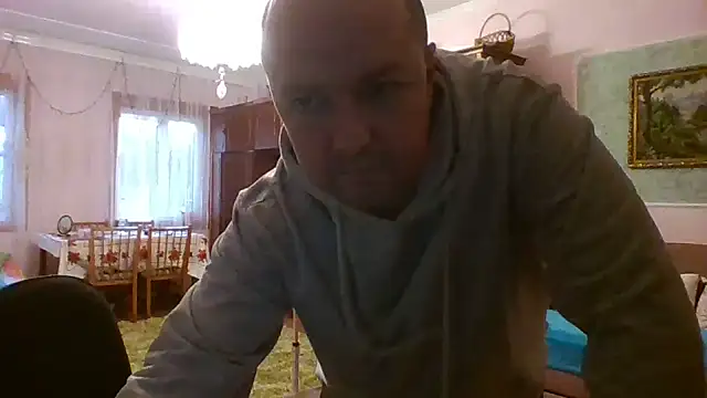 Snapshot of Luceriusbigass chatting on 02/03/25, 03:27 Luceriusbigass online show from 02/03/25, 03:27