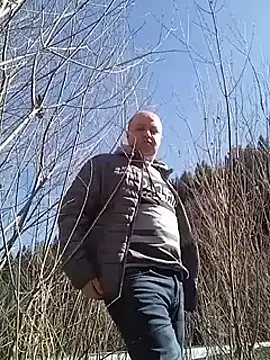 Snapshot of Luceriusbigass chatting on 03/06/25, 11:25 Luceriusbigass online show from 03/06/25, 11:25