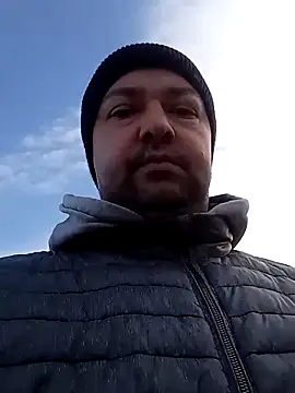 Snapshot of Luceriusbigass chatting on 03/19/25, 05:52 Luceriusbigass online show from 03/19/25, 05:52