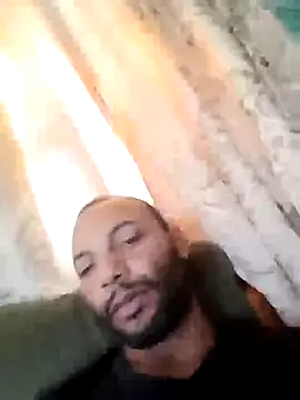 Snapshot of Camodick chatting on 03/06/25, 02:40 Camodick online show from 03/06/25, 02:40