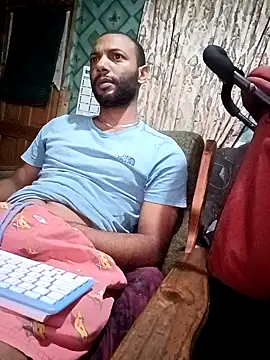 Snapshot of Camodick chatting on 03/08/25, 10:24 Camodick online show from 03/08/25, 10:24