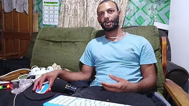 Snapshot of Camodick chatting on 03/09/25, 07:26 Camodick online show from 03/09/25, 07:26