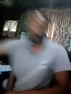 Snapshot of Camodick chatting on 03/15/25, 04:46 Camodick online show from 03/15/25, 04:46