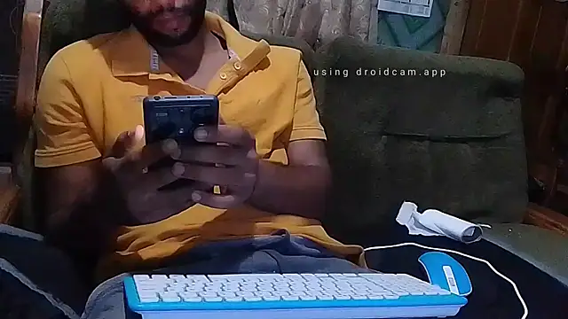 Snapshot of Camodick chatting on 03/16/25, 11:47 Camodick online show from 03/16/25, 11:47