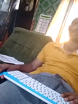 Snapshot of Camodick chatting on 03/17/25, 09:22 Camodick online show from 03/17/25, 09:22