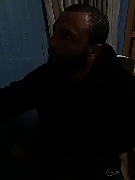 Snapshot of Camodick chatting on 09/23/25, 03:53 Camodick online show from 09/23/25, 03:53