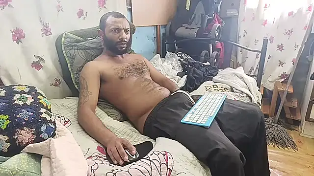 Snapshot of Camodick chatting on 09/26/25, 08:18 Camodick online show from 09/26/25, 08:18