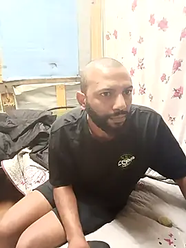 Snapshot of Camodick chatting on 10/07/25, 04:59 Camodick online show from 10/07/25, 04:59