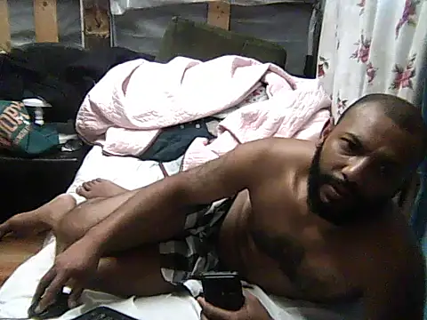 Snapshot of Camodick chatting on 10/08/25, 05:05 Camodick online show from 10/08/25, 05:05