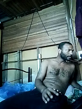 Snapshot of Camodick chatting on 11/18/25, 02:43 Camodick online show from 11/18/25, 02:43