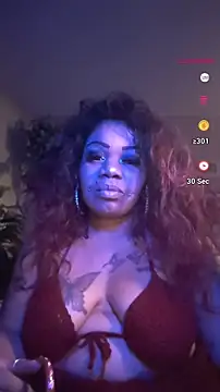 Snapshot of NailGoddessnow chatting on 01/05/25, 07:38 NailGoddessnow online show from 01/05/25, 07:38