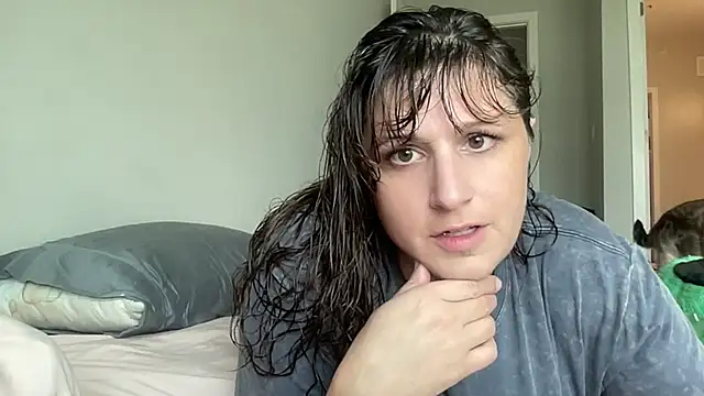 maddiliz online show from 10/07/25, 04:26