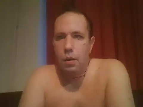 Snapshot of adameva2019 chatting on 12/18/24, 03:55 adameva2019 online show from 12/18/24, 03:55