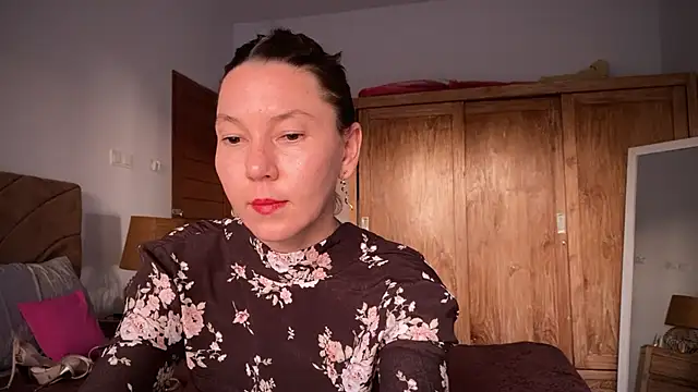 kittycat4you online show from 12/19/24, 10:24