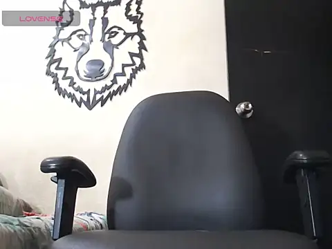 Snapshot of WOLFMONSTERDICK chatting on 12/04/24, 01:14 WOLFMONSTERDICK online show from 12/04/24, 01:14