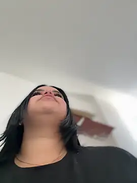 AliceStarshine online show from 10/18/25, 05:46