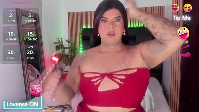 Snapshot of isabelleandbrand chatting on 10/08/25, 01:20 isabelleandbrand online show from 10/08/25, 01:20