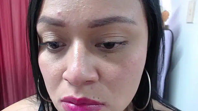 gabriela grace online show from 02/19/25, 09:14