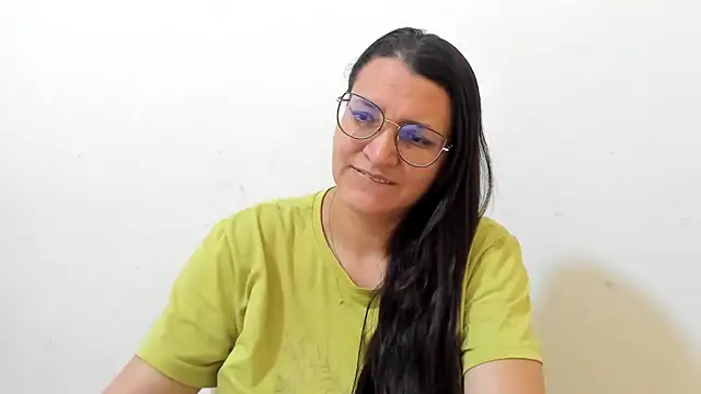 MARILYN GARCIA online show from 10/30/25, 01:34