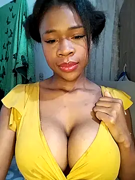 Snapshot of angel_allis chatting on 10/24/25, 03:58 angel allis online show from 10/24/25, 03:58