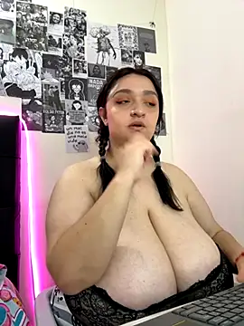 aliceayres797 online show from 10/19/25, 05:13