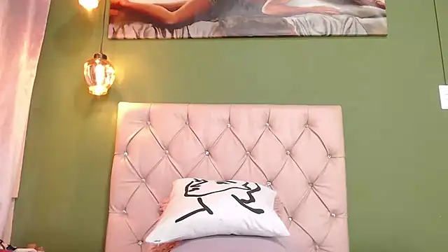 Tinna Flirt online show from 02/13/25, 04:22