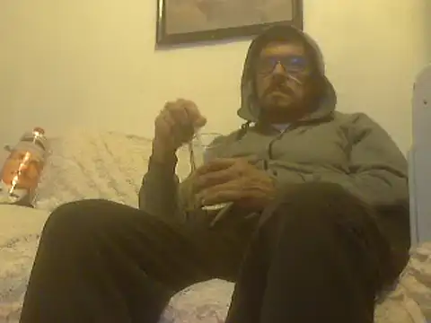 Snapshot of el_principe_hot chatting on 03/09/25, 05:33 el principe hot online show from 03/09/25, 05:33