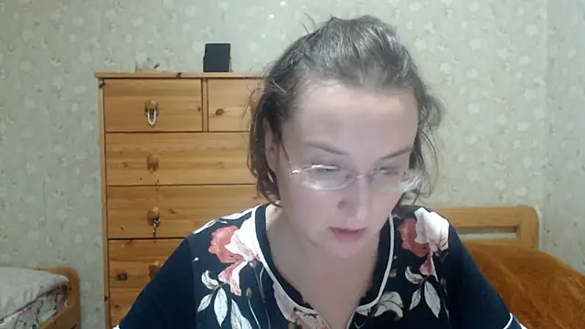 Snapshot of Smart_Rose chatting on 10/08/25, 06:05 Smart Rose online show from 10/08/25, 06:05