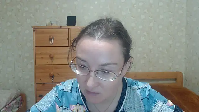 Snapshot of Smart_Rose chatting on 10/30/25, 12:06 Smart Rose online show from 10/30/25, 12:06