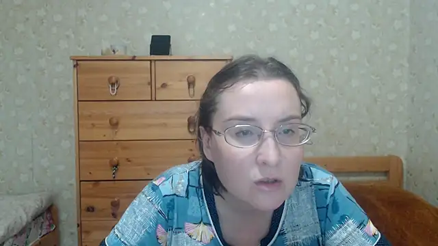 Snapshot of Smart_Rose chatting on 11/03/25, 11:33 Smart Rose online show from 11/03/25, 11:33