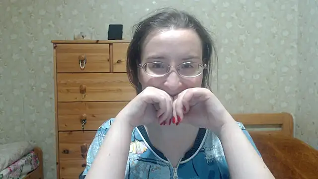 Snapshot of Smart_Rose chatting on 11/04/25, 04:39 Smart Rose online show from 11/04/25, 04:39