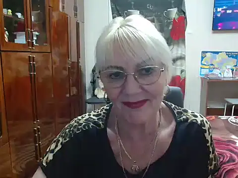 Snapshot of JenaCheim chatting on 02/21/25, 08:49 JenaCheim online show from 02/21/25, 08:49