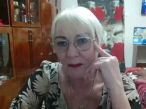 Snapshot of JenaCheim chatting on 03/10/25, 08:12 JenaCheim online show from 03/10/25, 08:12