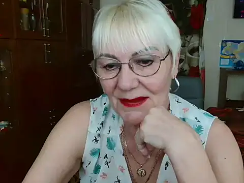 Snapshot of JenaCheim chatting on 03/11/25, 06:10 JenaCheim online show from 03/11/25, 06:10
