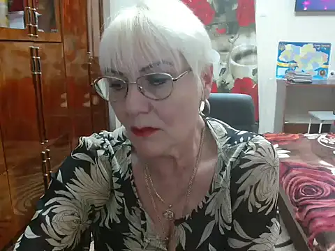 Snapshot of JenaCheim chatting on 03/13/25, 08:22 JenaCheim online show from 03/13/25, 08:22
