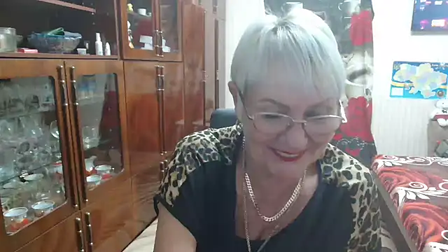 Snapshot of JenaCheim chatting on 10/02/25, 07:10 JenaCheim online show from 10/02/25, 07:10