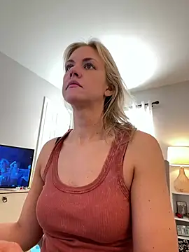 Kay Cakes online show from 01/24/25, 03:13