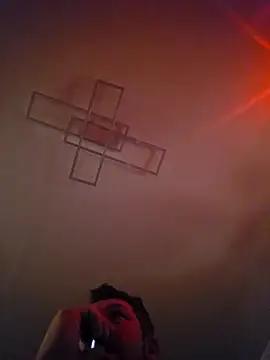 Snapshot of ktmtom247 chatting on 11/12/25, 04:02 ktmtom247 online show from 11/12/25, 04:02