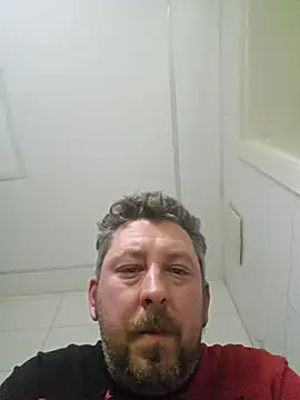 Snapshot of ktmtom247 chatting on 11/20/25, 03:56 ktmtom247 online show from 11/20/25, 03:56