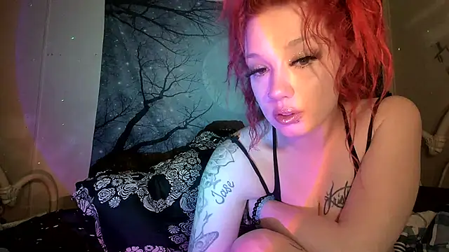 Snapshot of TEXASMARYYYJANE chatting on 02/11/25, 02:24 TEXASMARYYYJANE online show from 02/11/25, 02:24