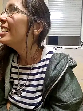 Snapshot of rposhta1991 chatting on 10/11/25, 07:23 rposhta1991 online show from 10/11/25, 07:23