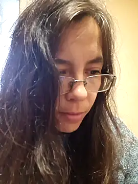 Snapshot of rposhta1991 chatting on 10/14/25, 05:19 rposhta1991 online show from 10/14/25, 05:19